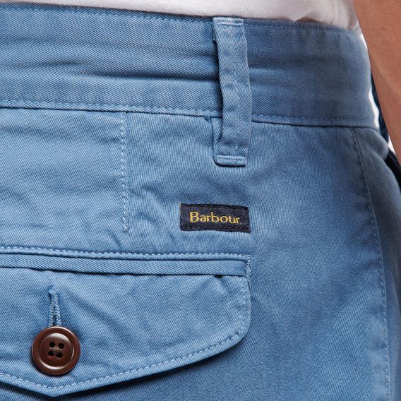 Jednobojne kratke hlače Barbour Neuston Twill Shorts - Force Blue