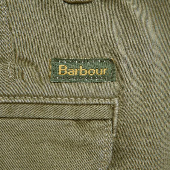 Klasične chinos hlače Barbour Neuston Twill - Ivy Green