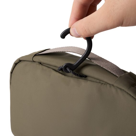 Bellroy — Hanging Toiletry Kit