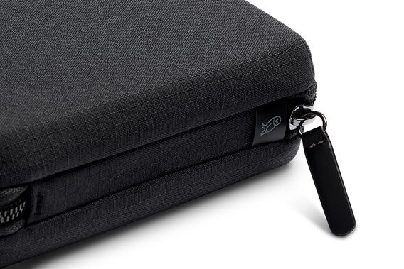 Bellroy Tech Kit Compact