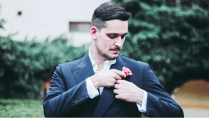 Kako preživjeti ljeto u sakou i kravati