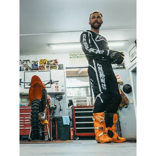 DRES FLUID APEX V2, ALPINESTARS (ČERNÁ/STŘÍBRNÁ) 2027