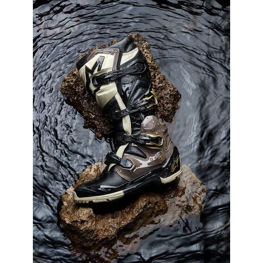 BOTY TECH 7 ENDURO DRYSTAR, ALPINESTARS (ČERNÁ/TMAVĚ ŠEDÁ/ZLATÁ) 2026