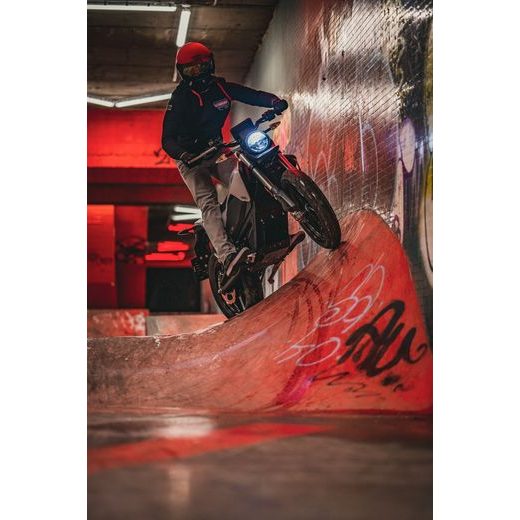 PŘILBA HANDY PLUS LINEAR, CASSIDA (ČERVENÁ MATNÁ/ČERNÁ) 2026