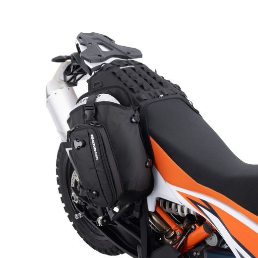 KAPSIČKA N2 NOMAD, OXFORD (ČERNÁ, OBJEM 2L)