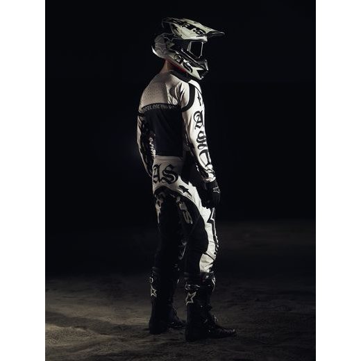 PŘILBA SUPERTECH S-M7 LIMITOVANÁ EDICE WOLF DUST, ALPINESTARS (PÍSKOVÁ/ČERNÁ) 2026