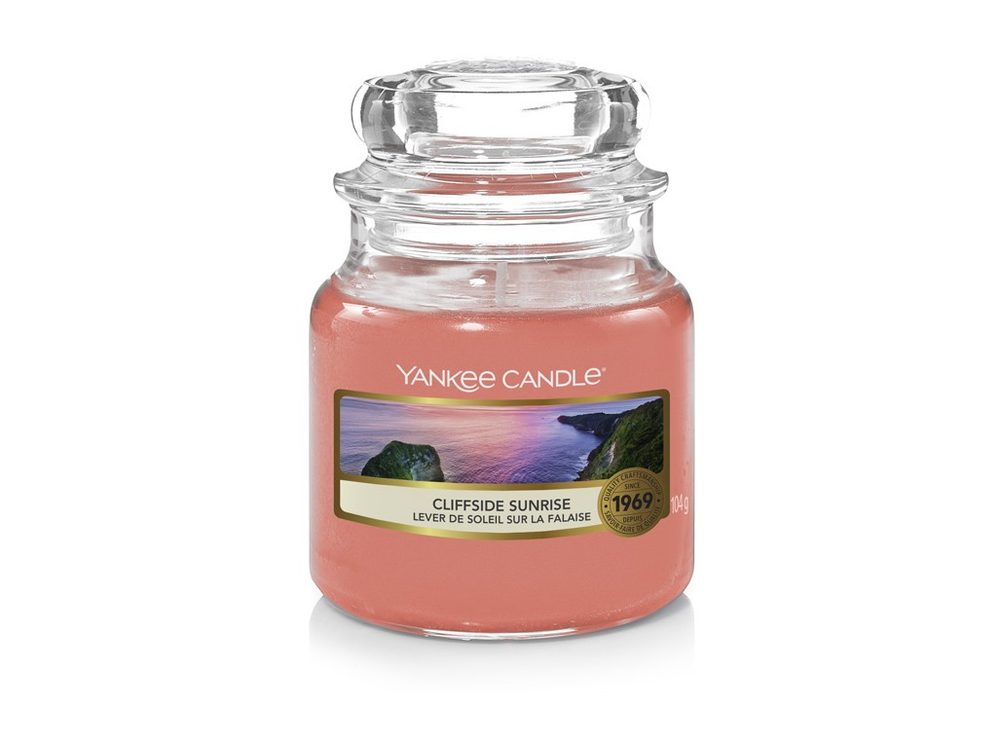 Yankee Candle - Classic vonná svíčka Cliffside Sunrise, 104 g