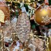 Vánoční skleněná ozdoba pletená s flitry champagne 1ks, 8 cm