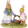 Bunny Tales velikonoční dekorace, zajíčci s košíčkem, Villeroy & Boch