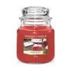 Yankee Candle - Classic vonná svíčka Letters to Santa 411 g