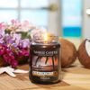 Yankee Candle Classic vonná sviečka Black Coconut 104 g