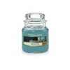 Yankee Candle - Classic vonná sviečka Moonlit Cove, 104 g