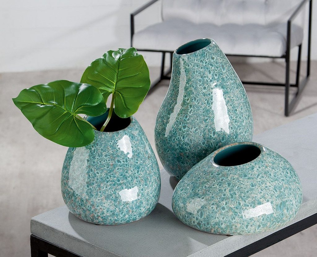 Homedesignshop.cz - Keramická váza Organic zelená, 17x19x29 cm - GILDE -  Vázy a mísy - Bytové doplňky - Eshop s interierovými doplňky