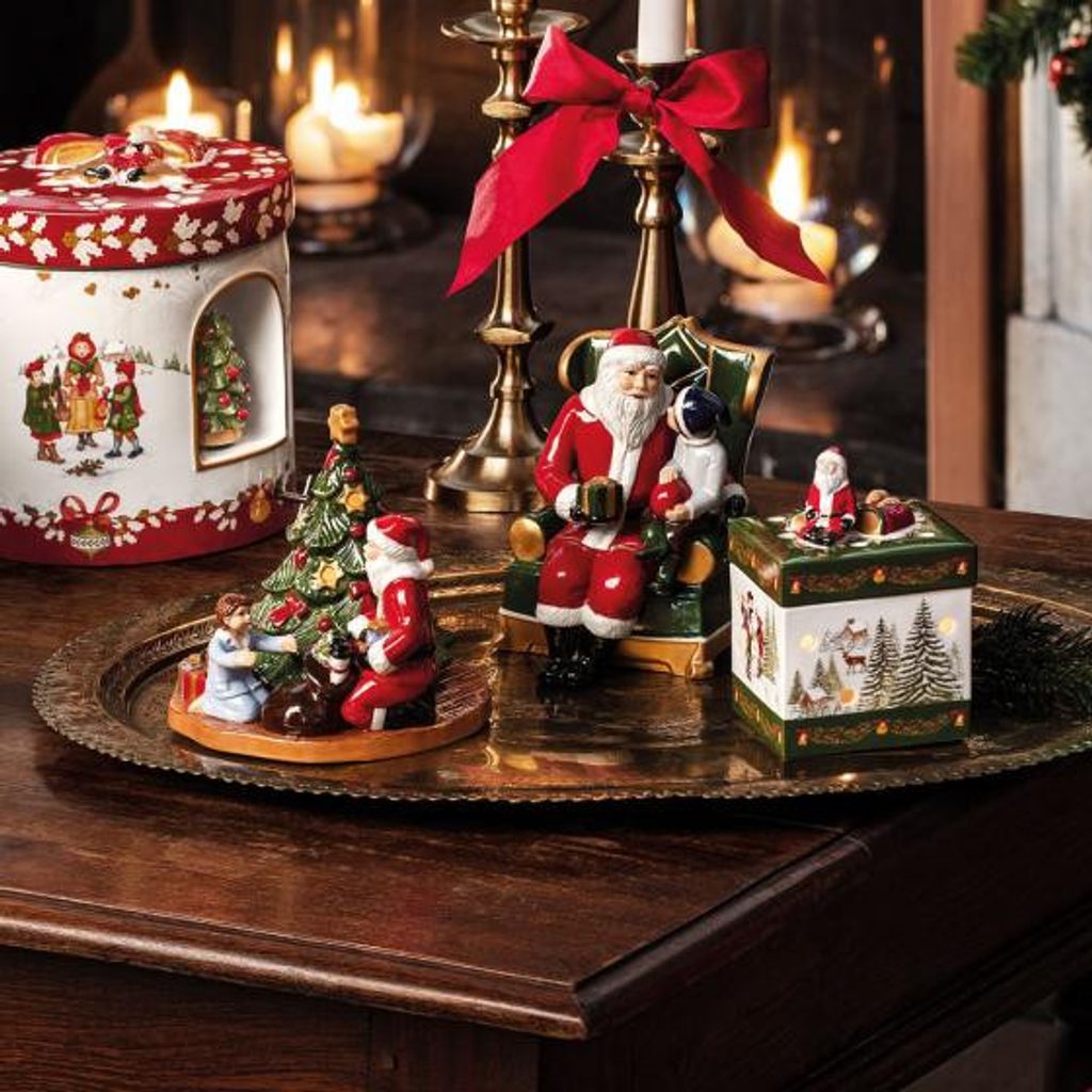 Homedesignshop.cz - Christmas Toys Svícen, Rozdávání dárků, 14 cm -  VILLEROY & BOCH - Vánoční svícny - Vánoce - Eshop s interierovými doplňky