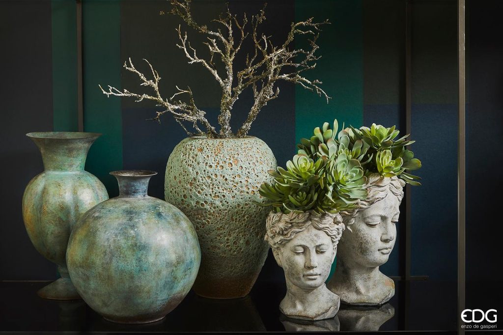 Homedesignshop.cz - Kameninová váza hlava ženy, 22x16 cm - EDG - Vázy a  mísy - Bytové doplňky - Eshop s interierovými doplňky