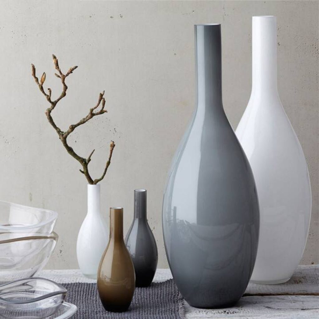 Homedesignshop.cz - Skleněná váza Beauty bílá, 18 cm - LEONARDO - Vázy a  mísy - Bytové doplňky - Eshop s interierovými doplňky
