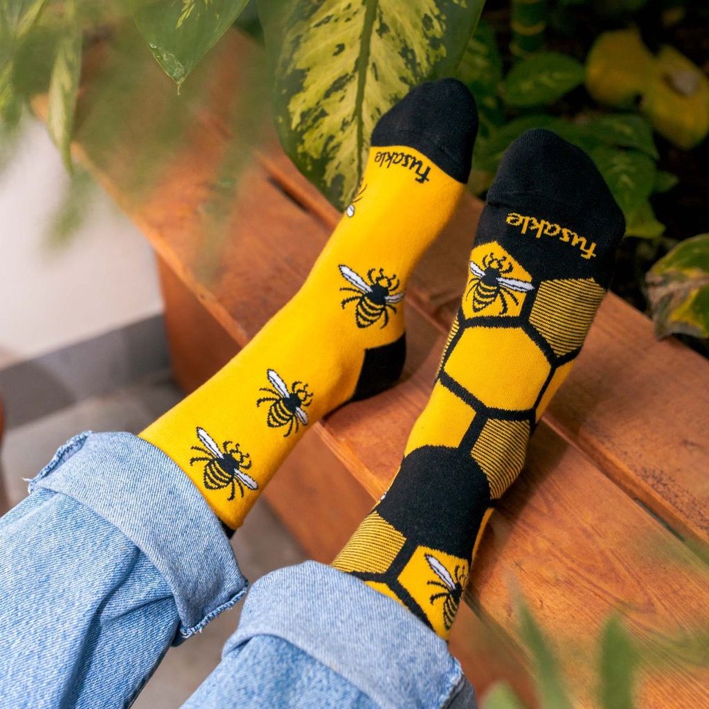 Homedesignshop.sk - Ponožky Včelín - FUSAKLE - Veselé ponožky - Osobné  doplnky - Eshop s interiérovými doplnkami