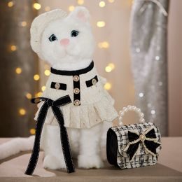 Christmas Chic sada kónických svíček bílo-zlatá 4ks 29x2cm, Villeroy & Boch