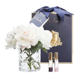 Côte Noire - Herringbone kytice 5 růží s parfémy White Roses v čiré váze