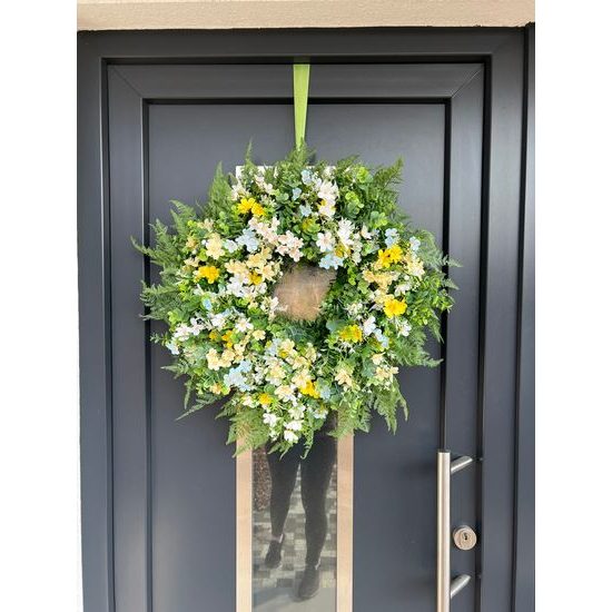 Jarní dekorace věnec na dveře jarní kvítí, 60-65 cm