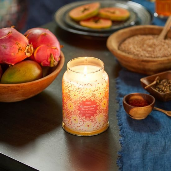 Yankee Candle - Classic vonná svíčka Vůně roku 2021 Discovery, 623 g