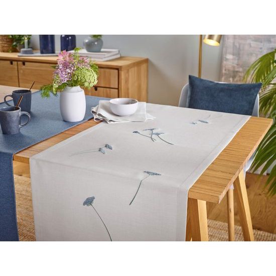 Běhoun na stůl Danny světle modrý s květy 50x150cm, Sander
