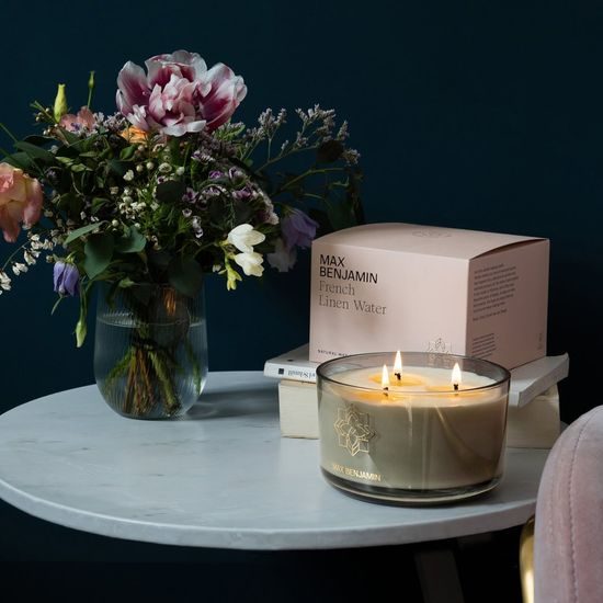 Max Benjamin - Vonná sviečka White Pomegranate 3 knôty 560g