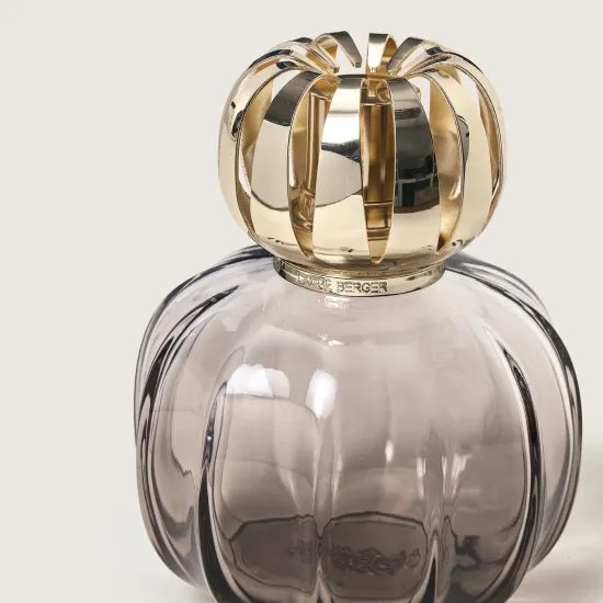 Maison Berger Paris - Dárková sada: Katalytická lampa Corali šedá + Samet z Orientu, 250ml