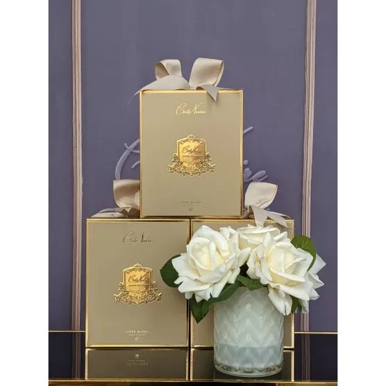 Côte Noire - Herringbone kytice 5 růží s parfémy Champagne Roses v krémové váze