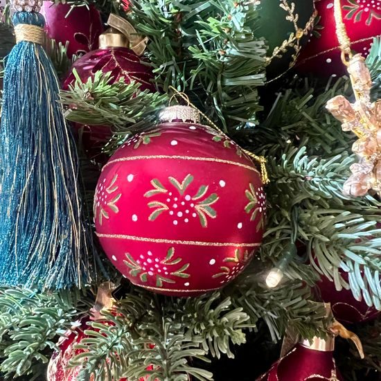 Vánoční skleněná červená ozdoba cesmína/jmelí 1ks, 8 cm