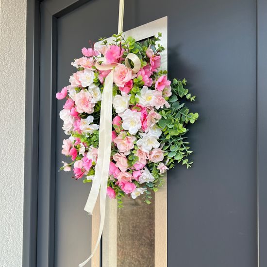 Jarní dekorace věnec na dveře třešeň bílo-růžový, 40-45 cm