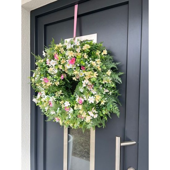 Jarní dekorace věnec na dveře jarní kvítí, 65-70cm