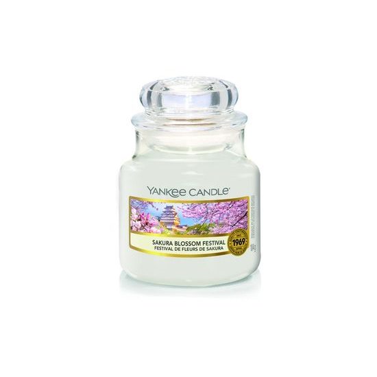 Yankee Candle - Classic vonná svíčka Sakura Blossom Festival 104g