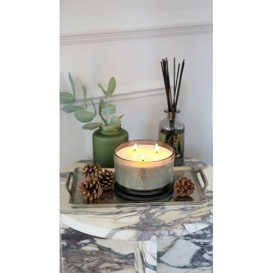 Max Benjamin - Vonná sviečka White Pomegranate 3 knôty 560g