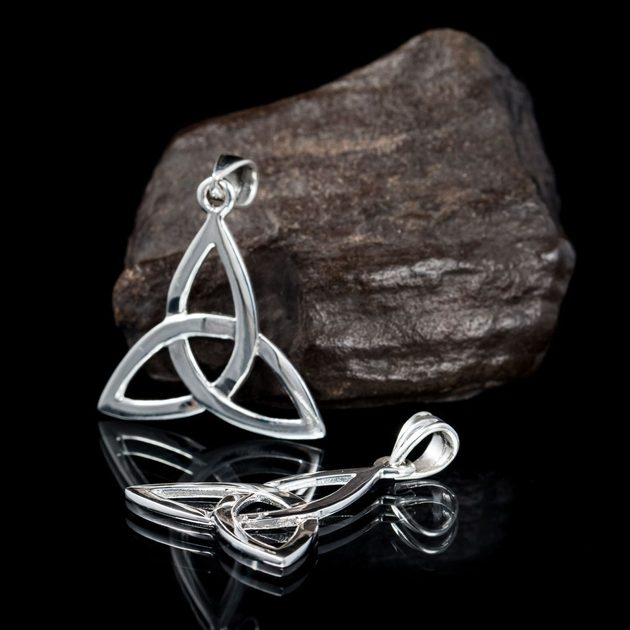 Naav - rock, metal, pohanství obchod - TRIQUETRA, keltský přívěšek, stříbro  925 - Přívěšky - Šperky
