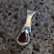 PLACIDA, GARNET SILVER PENDANT - PENDANTS - SILVER