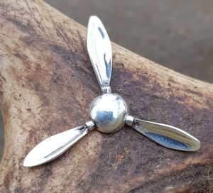 SPITFIRE SUPERMARINE PROPELLER, SILVER PENDANT - PENDANTS - SILVER{% if kategorie.adresa_nazvy[0] != zbozi.kategorie.nazev %} - SILVER JEWELLERY{% endif %}