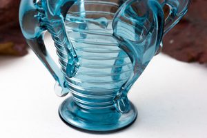 VENDEL CUP, BLUE GLASS, 7TH CENTURY - GLASS{% if kategorie.adresa_nazvy[0] != zbozi.kategorie.nazev %} - GLASS{% endif %}