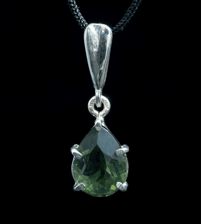 SINOPE, PENDANT, CUT MOLDAVITE JEWELRY, SILVER