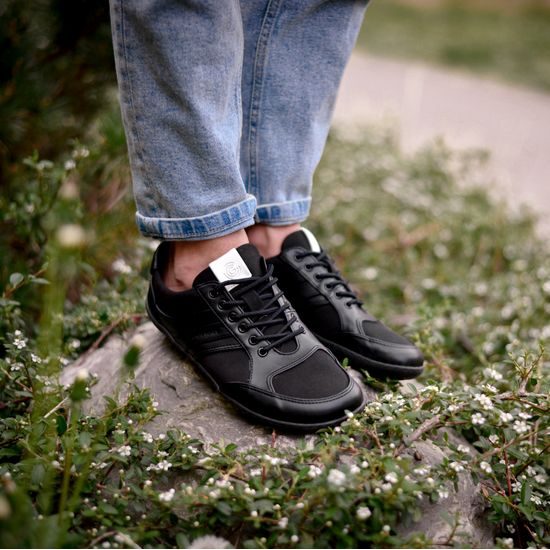 GROUNDIES INTENSE VEGAN WOMEN Black 2