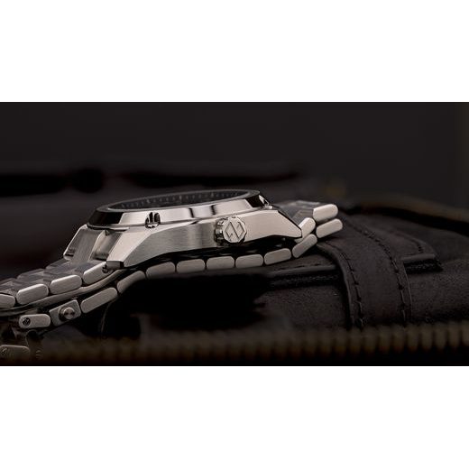 FORMEX ESSENCE FORTYTHREE AUTOMATIC CHRONOMETER MALACHITE STEEL BRACELET 0330.1.6390.100 - ESSENCE - ZNAČKY