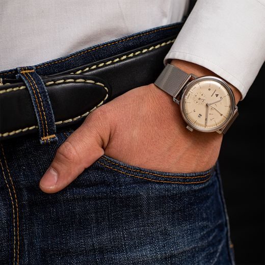 JUNKERS BAUHAUS POWER RESERVE 911.01.05.M - BAUHAUS AUTOMATIC - ZNAČKY