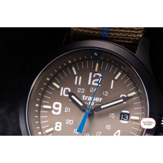 TRASER P67 OFFICER PRO KHAKI NATO S PRUHOM - HERITAGE - ZNAČKY