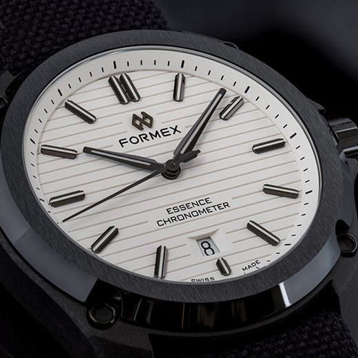 FORMEX ESSENCE LEGGERA FORTYTHREE AUTOMATIC CHRONOMETER ARCTIC WHITE - ESSENCE LEGGERA - ZNAČKY