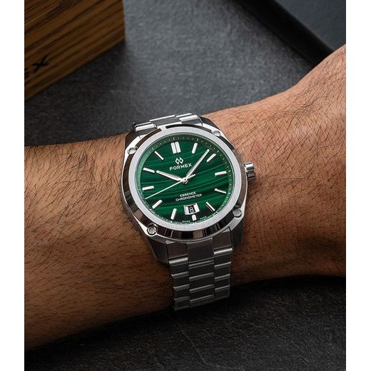 FORMEX ESSENCE FORTYTHREE AUTOMATIC CHRONOMETER MALACHITE STEEL BRACELET 0330.1.6390.100 - ESSENCE - ZNAČKY