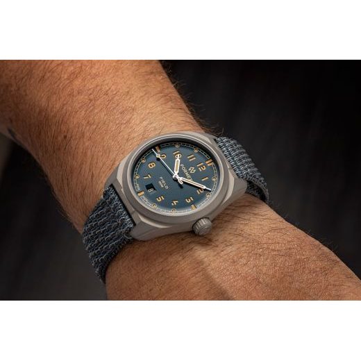 FORMEX FIELD AUTOMATIC PETROL BLUE FIELD NYLON-VELCRO BLUE STRAP 0660.1.6533.131 - FIELD AUTOMATIC - ZNAČKY