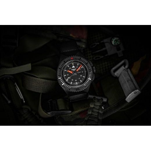 TRASER P69 BLACK STEALTH BLACK NATO - TACTICAL - ZNAČKY