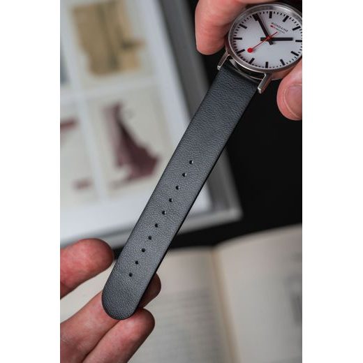 MONDAINE CLASSIC A660.30314.16SBBV - CLASSIC - ZNAČKY