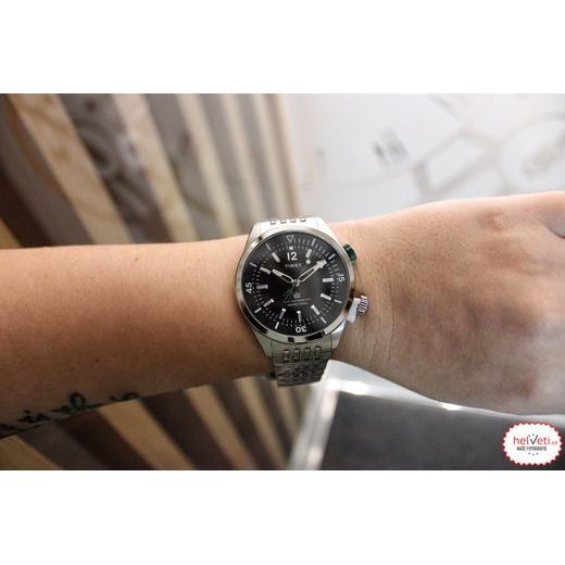 TIMEX WATERBURY TW2V49700 - TIMEX - ZNAČKY