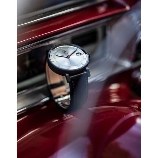 ROBOT GRAPHIC SUTNAR TAPIR WHITE - GRAPHIC SUTNAR - ZNAČKY